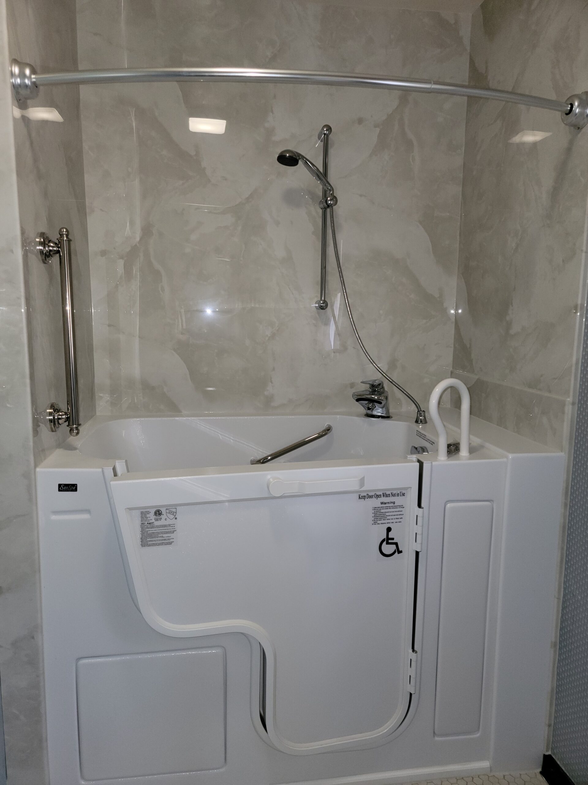 Accessible walk-in tubs make bathing safer for everyone